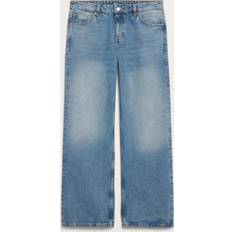 Monki Naoki Jeans Med Lav Talje Og Løs Pasform Ørkenblå Loose jeans. Farve: Desert blue størrelse W