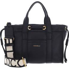 Coccinelle Handväskor Coccinelle 2day signature handbag grained leather handtasche tasche noir schwarz