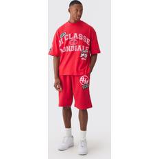 Hosen & Shorts boohooMAN Oversized Boxy Extended Neck Applique T-shirt & Short Set - Red