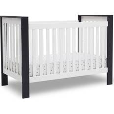 Non-Toxic Bedside Crib Delta Children Miles 4-in-1 Convertible Crib