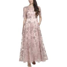 Robe à mi-longueur - Rose Robes Eliza J Embroidered Mesh Gown