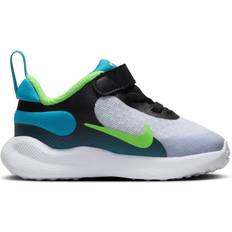 Nike Black/Football Grey/Aquamarine/Green Strike