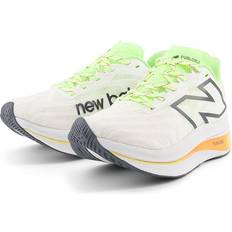 New Balance Fuelcell Supercomp Trainer V2 Trainers