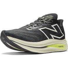 New Balance Women's FuelCell SuperComp Trainer V2 Running Shoe, Black/Thirty Watt