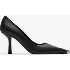 Burberry Dam Pumps Burberry Leather Chisel Pumps Black
