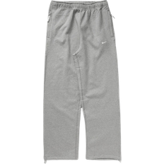 Mens shorts NIKE Solo Swoosh Men's Open-Hem Brushed-Back Fleece Pants - Da Grey Heather/White