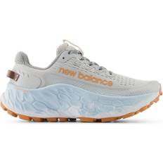 送料＆関税込み☆NB☆CAYL x New Balance Fresh Foam More Trail Shop Men's CAYL x New Balance Fresh Foam More Trail