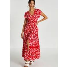 Quiz Ditsy Floral Crochet Trim Maxi Dress Red