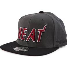 Gråa - Träningsplagg Kepsar Mitchell & Ness Born And Fitted HWC, Male, Kläder, Mössor Kepsar, 1/2