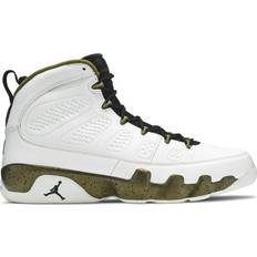 Nike Air Jordan 9 Trainers NIKE Air Jordan 9 Retro Statue M - White/Black/Militia Green