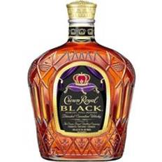 Crown Royal Beer & Spirits Crown Royal Black Blended Canadian Whiskey Thomas Rhett 70cl