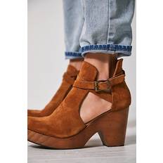 Natural Clogs Free People Cedar Clog by FP Collection in Taupe