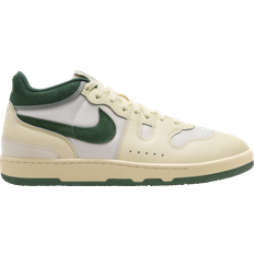 NIKE Attack M - Sail/Coconut Milk/Pale Vanilla/Fir