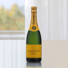 Veuve Clicquot Veuve Clicquot Brut Nv Yellow Label Champagne Gift Box
