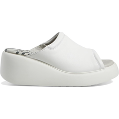フライロンドンパンプス Amazon.com | Fly London Women's Wedges Sandal, Black, 5