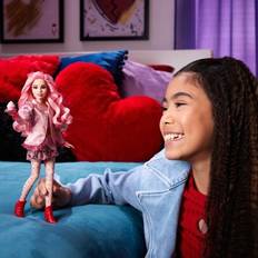 Mattel Disney Descendants: The Rise of Red Fashion Doll & Accessory Bridget, Young Queen of Hearts