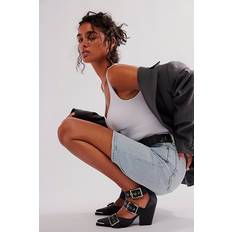 Hendrix Heels in Off Black