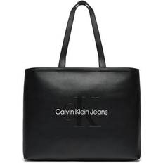 Calvin Klein Handtasche Sculpted K60K612222 Schwarz 00