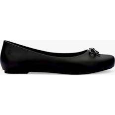 Aura Ballerina Pumps