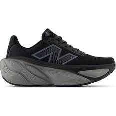 New Balance Nainen Juoksukengät New Balance More V5 - Black