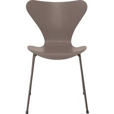 Fritz Hansen Sjuan 3107 Deep Clay Køkkenstol