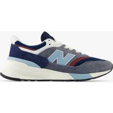 New Balance 997R Trainers