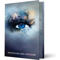 Shatter Me Collector's Deluxe Limited Edition