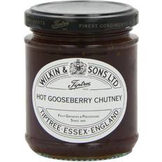 Tiptree hot gooseberry chutney 230g