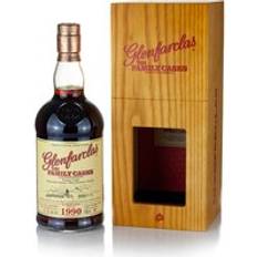 Glenfarclas Spirits Glenfarclas 32 Year Old 1990 Family Casks Release S22