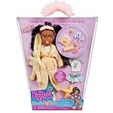 Sasha Fashion Doll With 2 Sets