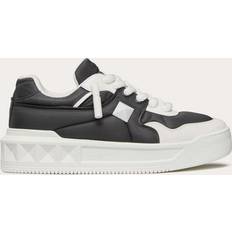 Valentino Garavani ONE STUD LOW-TOP SNEAKER IN CALFSKIN AND NYLON Man WHITE/GREY