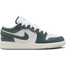 NIKE Grün Sneakers NIKE Air Jordan 1 Low SE GS - Oxidized Green/White/Sail/Oxidized Green