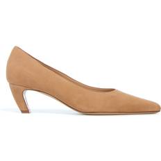 Gabriela Hearst Peggy suede pumps beige