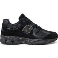 New Balance 2002R - Black/Black Metallic