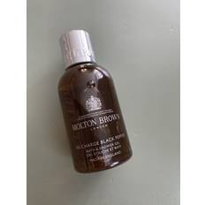 Molton Brown Body Washes Molton Brown re-chargeable black pepper bath & shower gel body wash