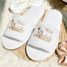 White Slippers Shein Womens White Coral Fleece Open Toe Slippers With Gold Crown Pattern And Embroidered Teambride Logo Perfect For Weddings Or Bridesmaid Gifts