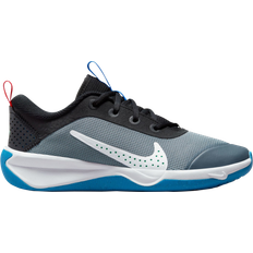 Nike Omni Multi-Court GS - Cool Grey/Black/Light Crimson/Photo Blue