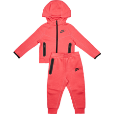 Nike tech fleece jogger Nike Infant Sportswear Tech Fleece Full-Zip Hoodie & Jogger Pants Set - Aster Pink