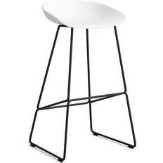 Hay About A Sitzhocker
