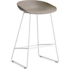 Hay About A Sitzhocker