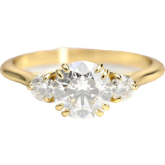 Capucinne Round Moissanite Ring - Gold/Diamonds