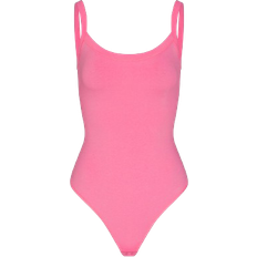 SKIMS Scoop Neck Bodysuit - Sugar Pink