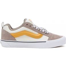 スニーカー ^VANS^ Newschool Mega Check Gray Marshmallow VN0009QC0BP1 Vans Knu Skool Mega Check Gray / Marshmallow - Jun 2024
