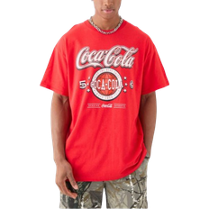 boohooMAN Licensed Coca Cola Print Oversize T-shirt - Red