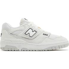 43 - New Balance 550 Skor New Balance 550 M - Reflection/White/Black