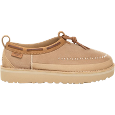 Schnürung - Unisex Pantoffeln & Hausschuhe UGG Tasman Crafted Regenerate - Sand