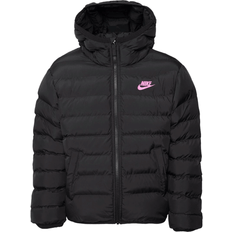 Nike sportswear synthetic fill NIKE Older Kid's Sportswear Lightweight Synthetic Fill Loose Hooded Jacket - Black/Black/Magic Flamingo (FD2845-013)