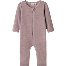 9-12M Pysjamaser Name It Baby Merino Wool Nightsuit - Purple Dove