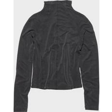 Fitted Mockneck Washed black