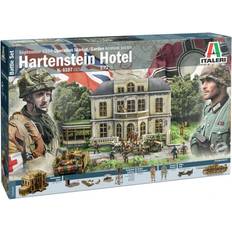 Modeller & Byggsatser Italeri Hartenstein Hotel 1944 Market Garden Battle Set 1/72